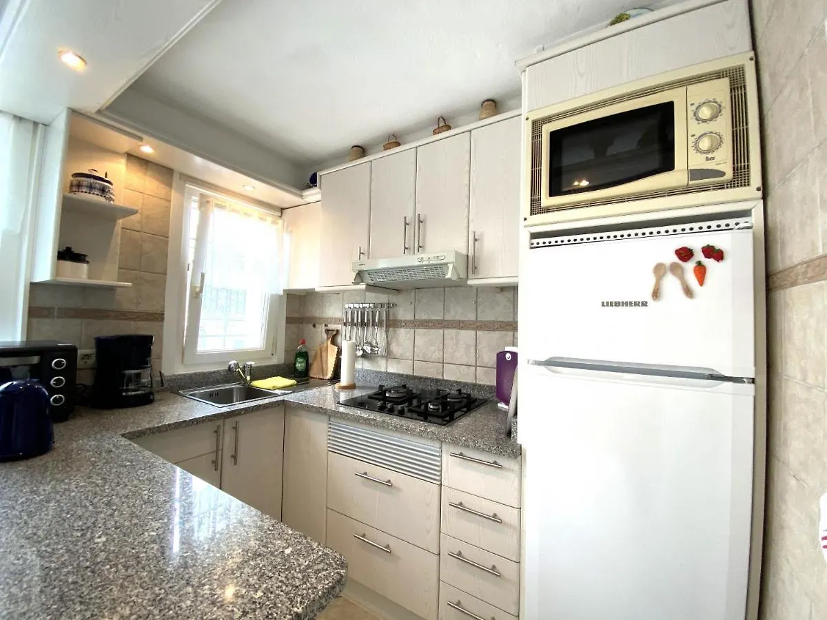 Holiday home Placa Eivissa 3 Empuriabrava